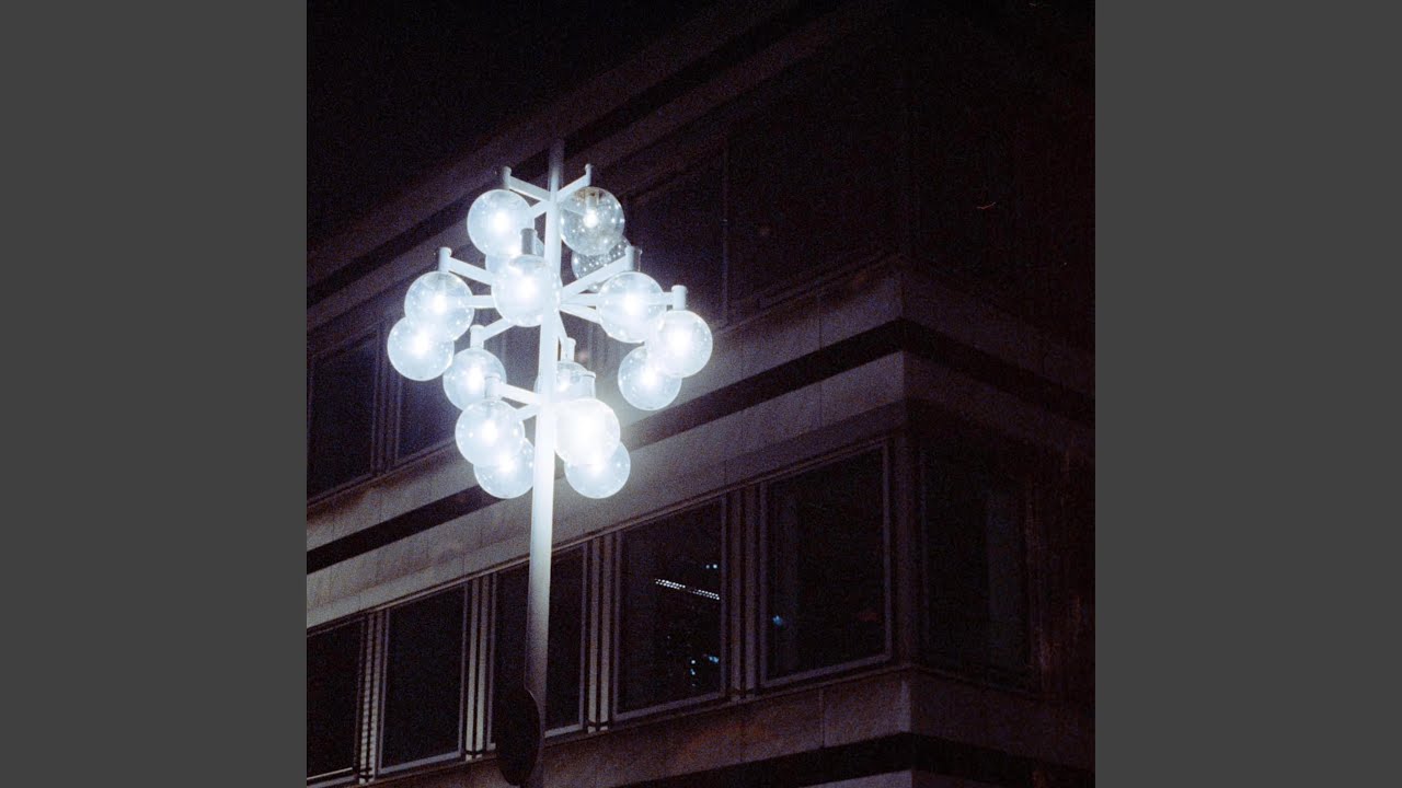 Mikdash auf YouTube ansehen Mikdash auf YouTube ansehen