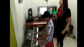 HUJAN GERIMIS PSR S 970