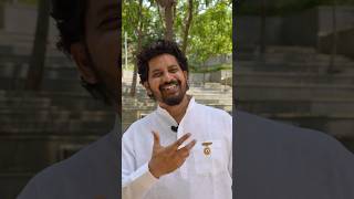 आ चल के तुझे मैं ले के चलूं एक ऐसे गगन के तले…  हरीश मोयल जी की रूहानी आवाज़ में!