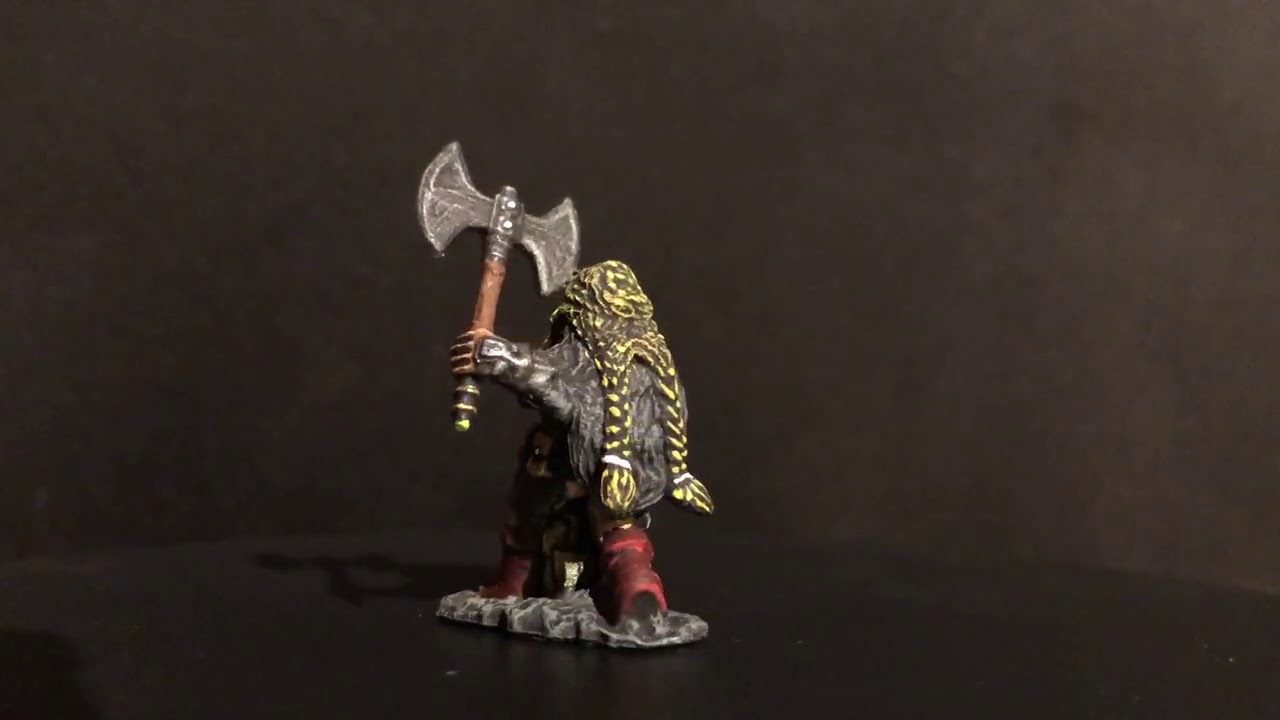 D&D Nolzur Dwarf Fighter B painted miniature