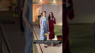 #sistrology fame #HiraFaisal wins Digital Beauty Influencer of the Year at the Lux Style Awards