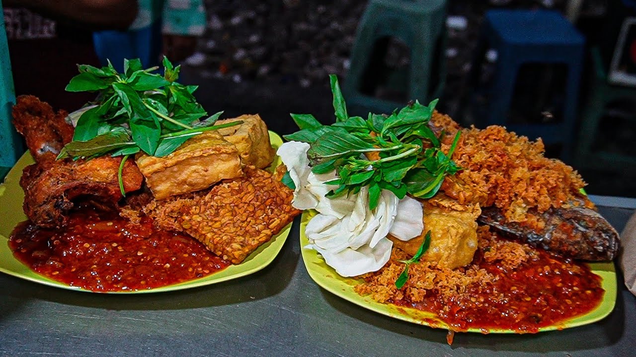 BOLEH NAMBAH SAMBEL SAKPUASE, YANG JUAL GAK BERHENTI NGULEK SAMPAI HABIS