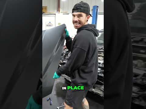 Installing Lamborghini Bonnet: Adjusting Hinges for Perfect Fit