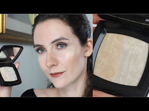 Chanel Duo de Camelias Illuminating Powder Duo - The Beauty Look Book