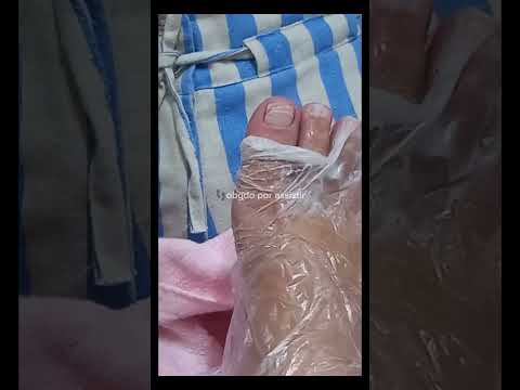 Escalda pes PARTE 2 CUIDADOS FEMININO finalizando com unhas nude 🥰👣