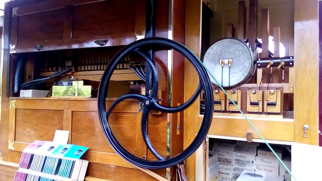 Caruselul muzical upload image