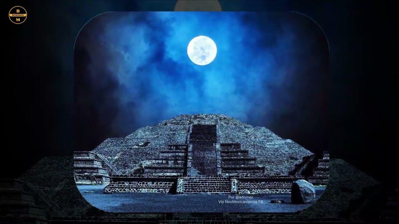 la luna sobre teotihuacán