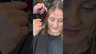 "Soft Wavy Long Bob Haircut Transformation - The Ultimate Lob Makeover!" screenshot 1