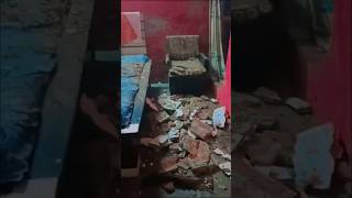 Room Mein Achanak Gir Gayi Deewar 😱 | Shocking Incident Inside House #room #achanak #deewar #inside