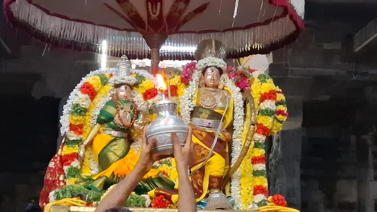 Sri SitaDeviTayar SamethaSriRamaswamy TempleKumbakonam(20.11.24)Kārttikai māta*puṇarpūcamnaṭcattiram