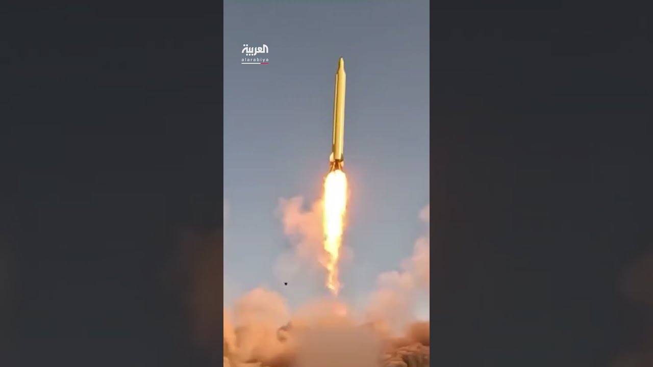 مشاهد تظهر لحظة انطلاق موجة الصواريخ الإيرانية الـ17 نحو إسرائيل