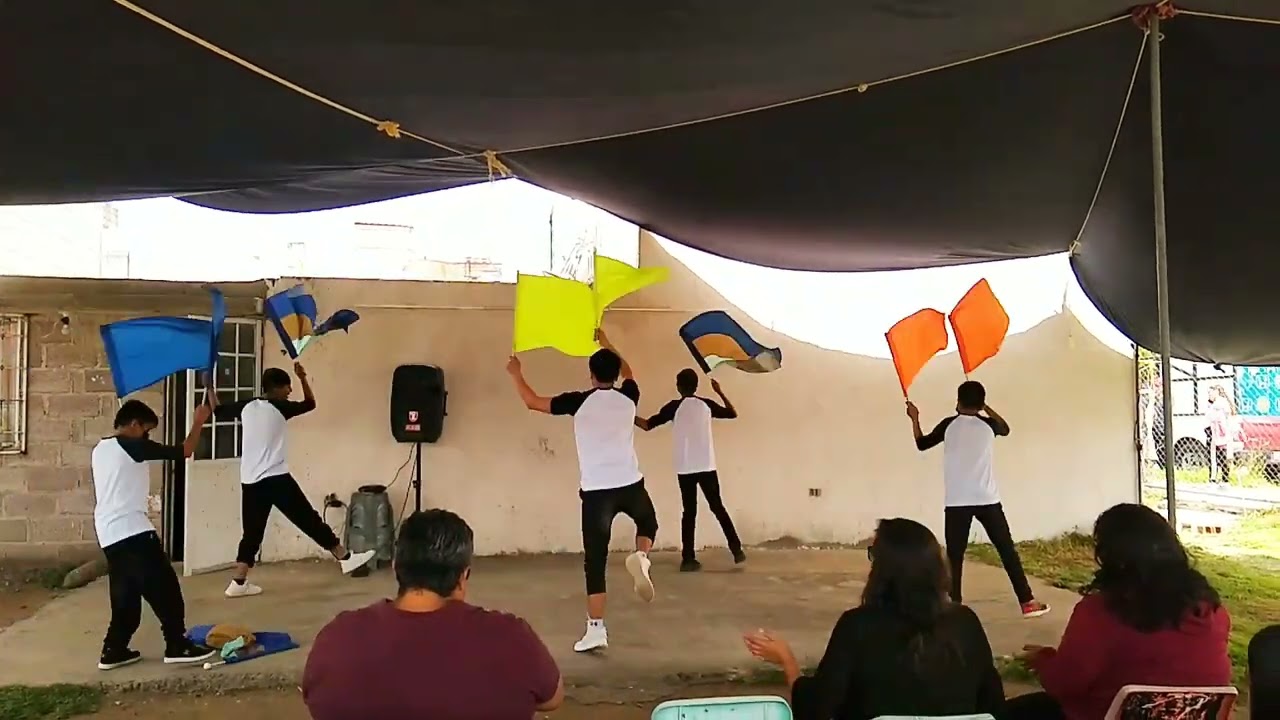 BANDERAS DANZA PARA EL REY ❤️