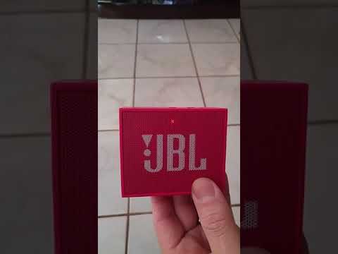 Jbl go luz vermelha