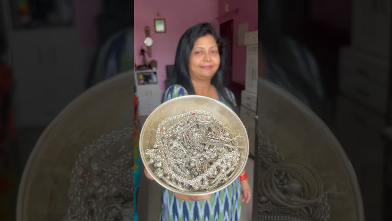 ରୂପା ଜିନିଷକୁ ମୁଁ କେମିତି ସହଜରେ ସଫା କଲି?😱ଆଉ ସ୍ବାମୀ ଦେଖିକି କ&rsquo;ଣ କହିଲେ?😳 #shorts #odiarecipe #viral