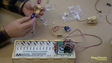 Centring Servos for model railway turnouts