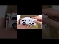 救急車のミニカーが緊急走行☆坂道走る！ Ambulance minicar emergency run on the slope!