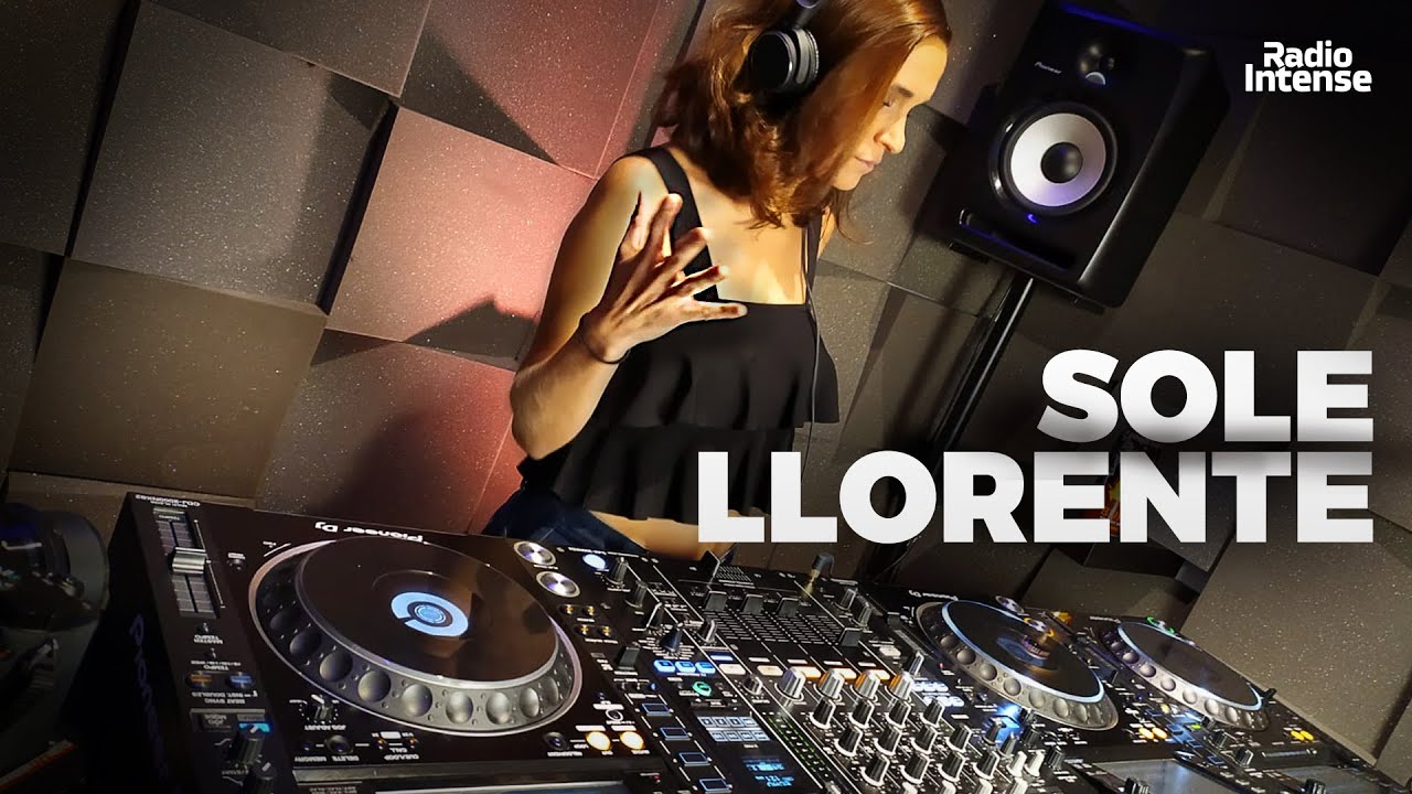 Sole Llorente - Live @ Radio Intense Barcelona 29.01.2020 // Melodic Techno