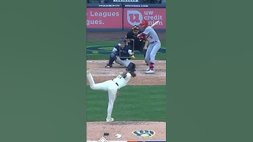 is josh hader the best reliever in all of baseball? #mlb #shorts