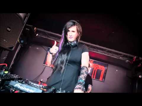 B-complex - Bigger Oranges - YouTube