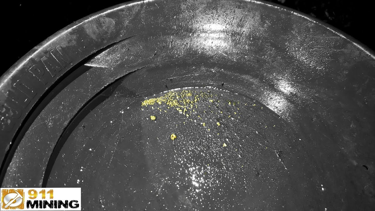 Panning Big Gold From A Sulfide Vein!