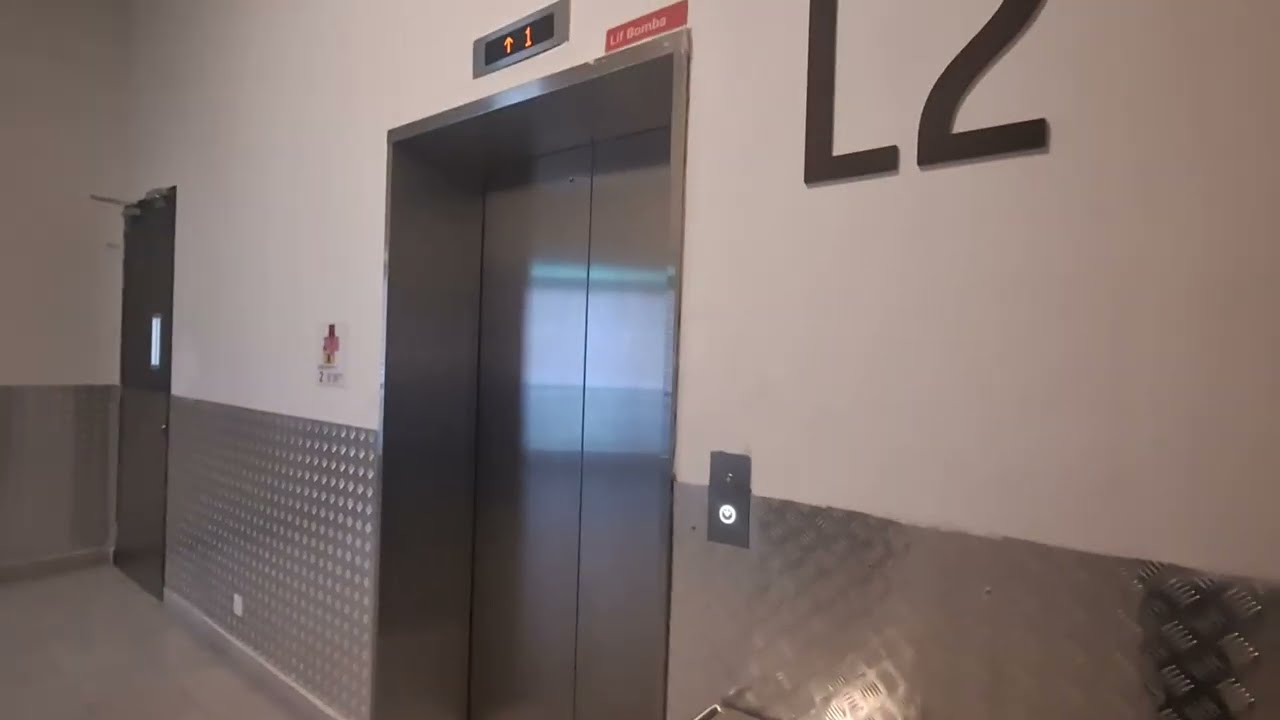 Another Hitachi Service Elevator at Sunway Square in Subang , Selangor , Malaysia