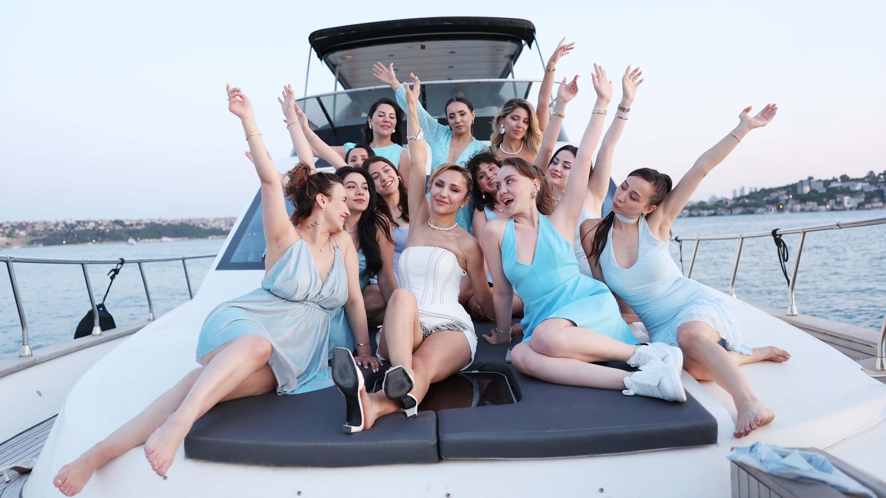 Duygu's bride to be party 💫🎊