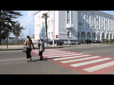 ქვეითი \"ზებრა\" გადასასვლელზე (2)