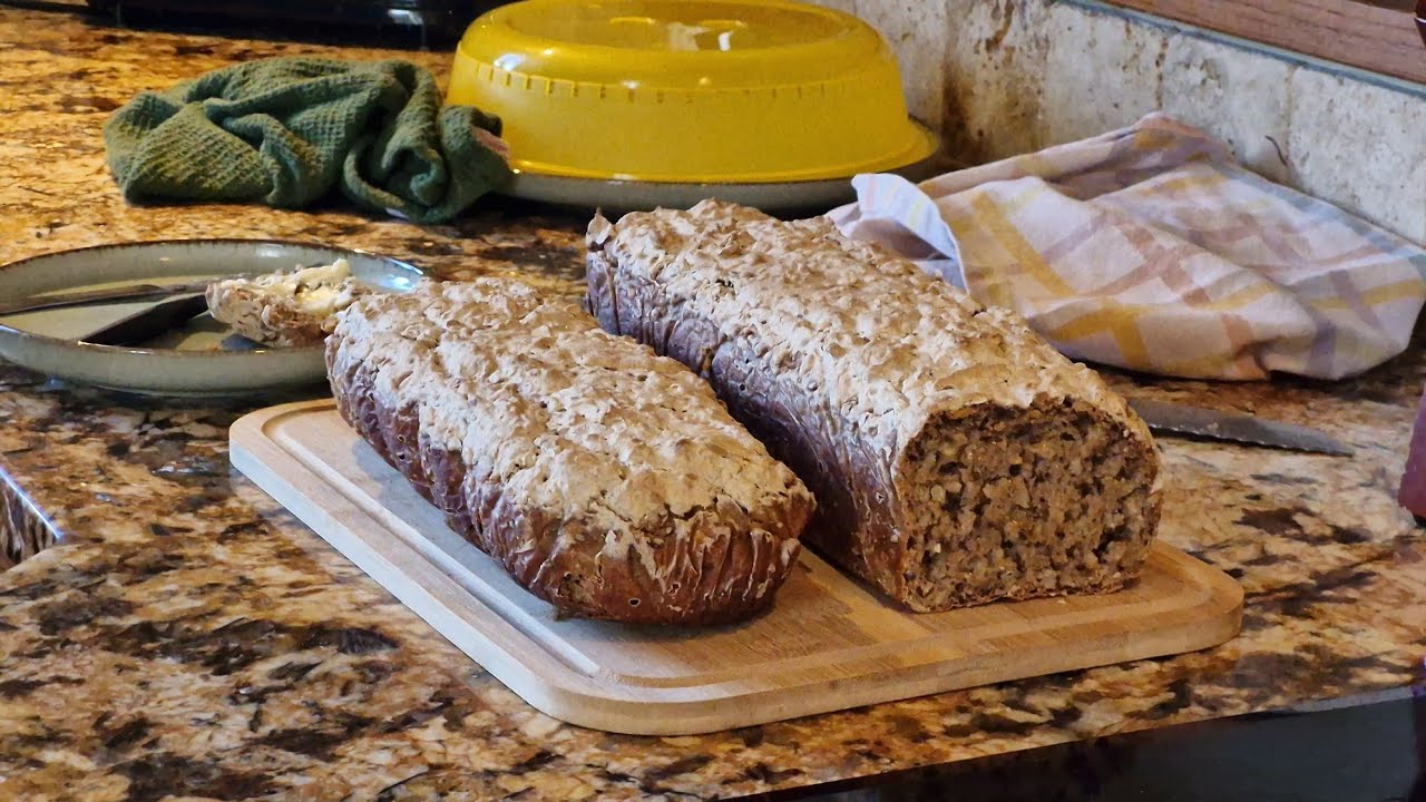 Wyjmujemy i próbujemy - pierwszy wypiek po przerwie - domowy chleb na zakwasie / daily vlog 5.03.26 