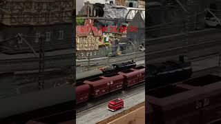 MODELLEISENBAHN MÄRKLIN DIGITAL ANLAGE H0 UNTERE EBENE, OBERE EBENE GLEICHSTROM ANALOG H0...