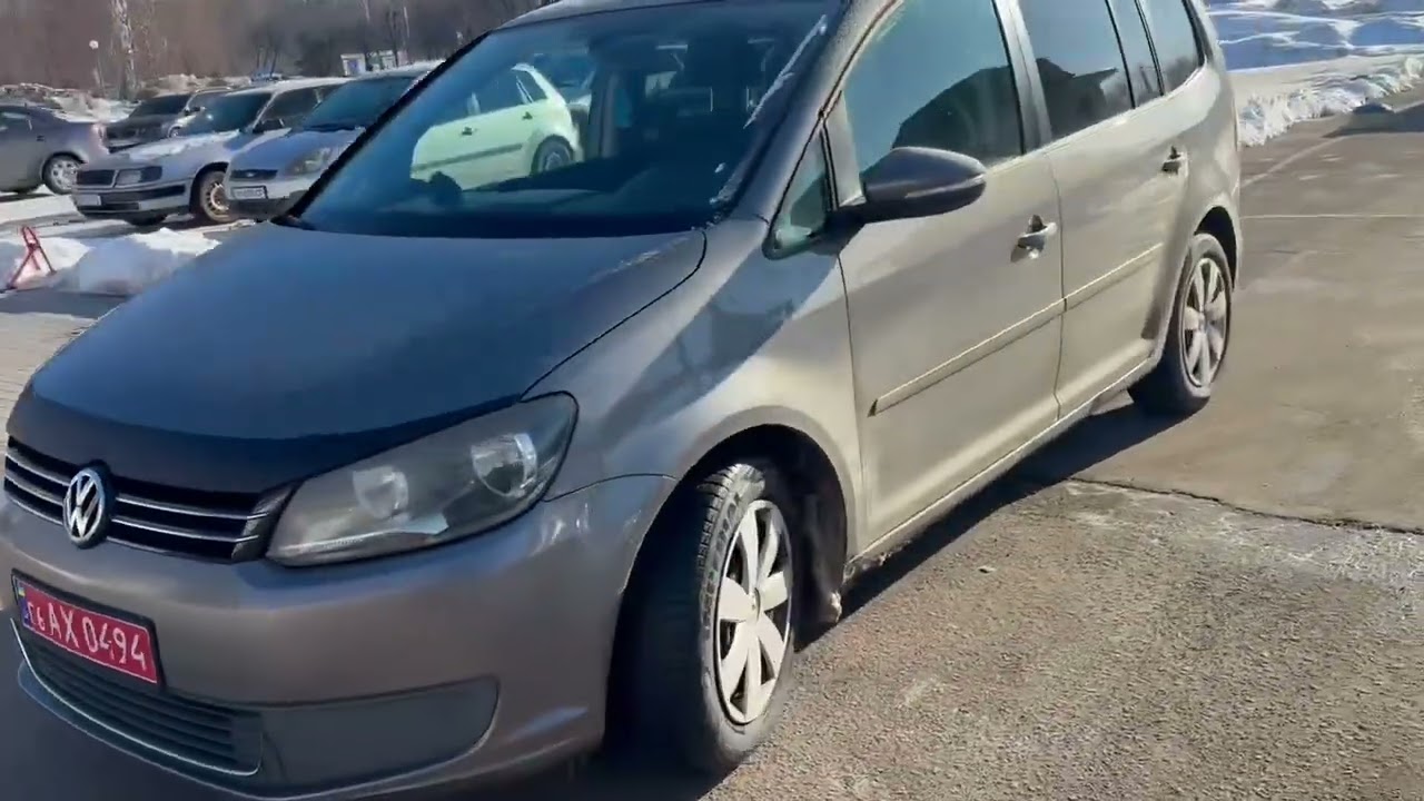 Volkswagen Touran на огляді у експерта компанії SobiAuto