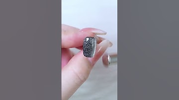 The easiest way to create a curved cat eye French 😻#cateyenails #nailgel #nailgelpolish #cateyegel