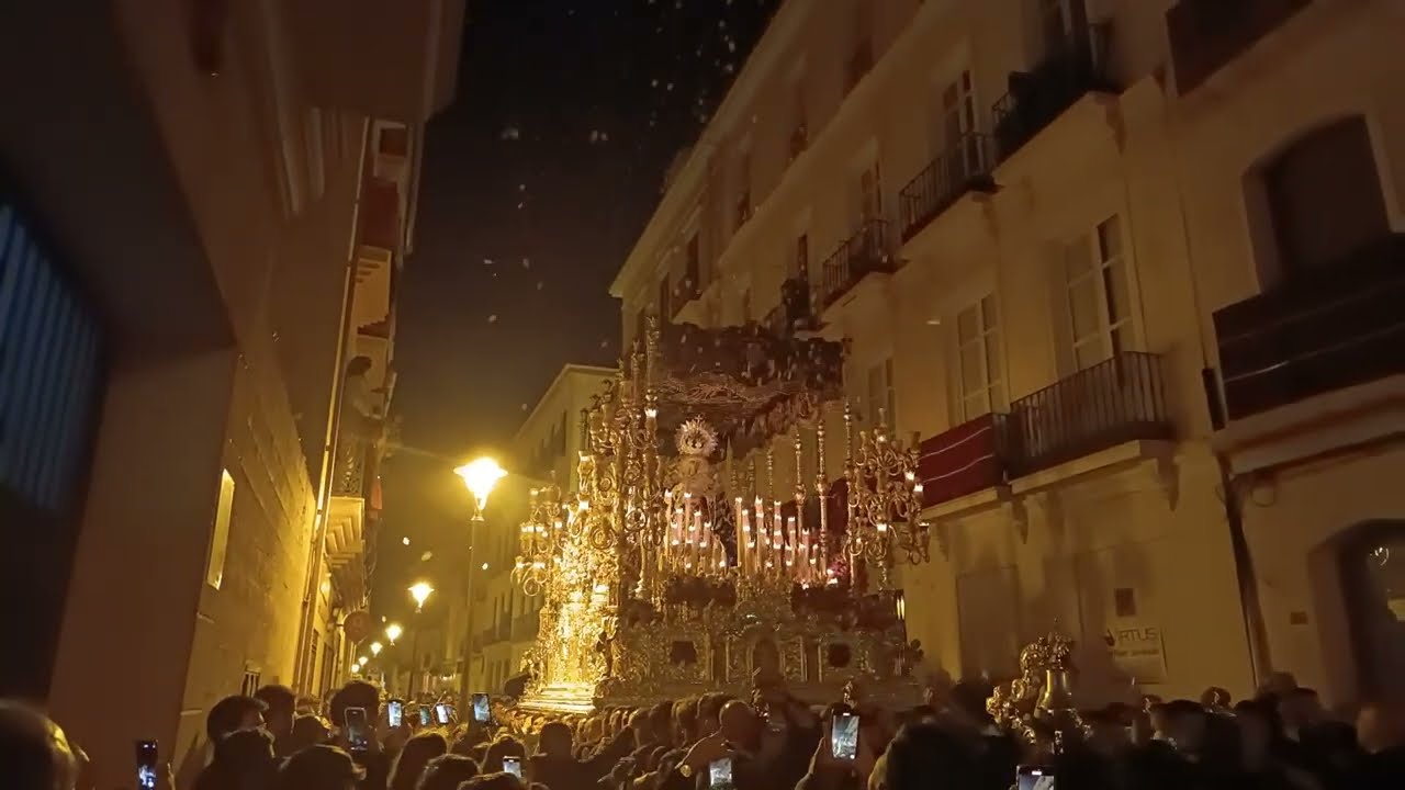 4K - PETALADA en Calle Ancha del Carmen - Gran Poder Málaga - BM Cruz del Humilladero.