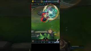 4-6 Yone outplays 4 enemies