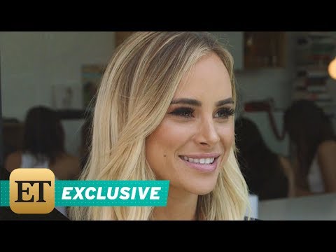 Βίντεο: Καθαρή αξία Amanda Stanton: Wiki, Έγγαμος, Οικογένεια, Γάμος, Μισθός, Αδέρφια