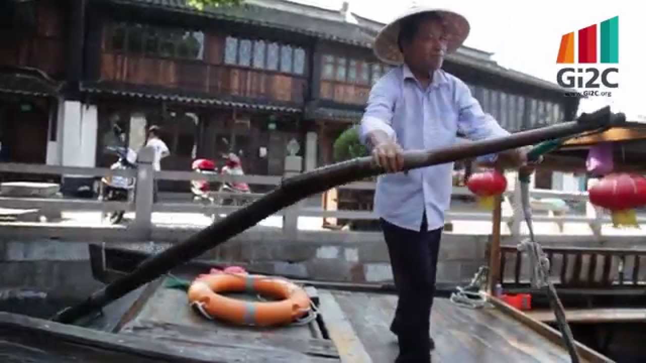 Visit Shanghai Zhujiajiao (朱家角) Water Town with Gi2C Group
