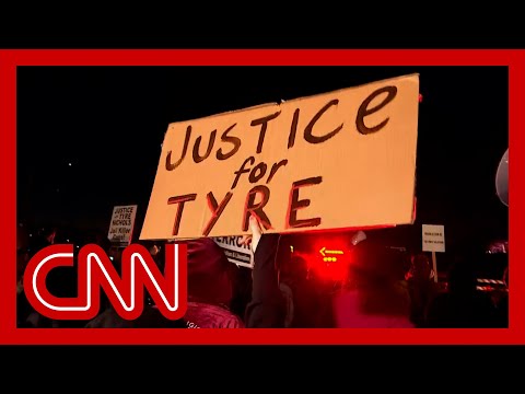 Protesters block highway after police release Tyre Nichols video