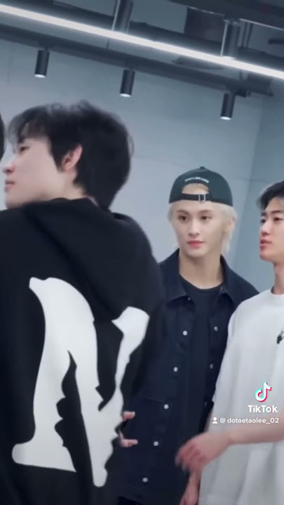 Mark’s leader moment #nctdream #nctofficial