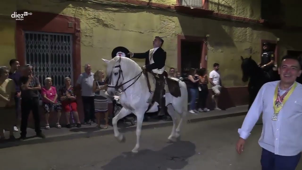 ENTRADA DE CARRETAS Y COFRADÍA