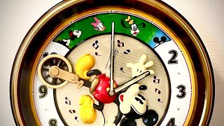 SEIKO Disney Time FW673B からくり時計 - YouTube