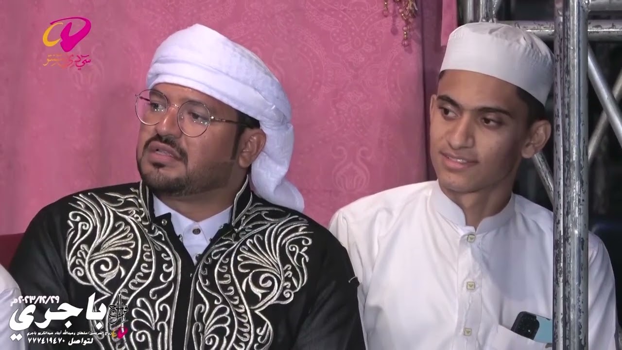 وهبتك شعوري والشذى من زهوري وغاية سروري طلعتك والقبل ولا قدك جنبي كل عيشي يطيب اداء الفنان سعيد بريك