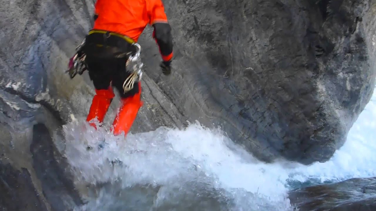 Canyoning Cult - GARNITZENKLAMM (no rope)