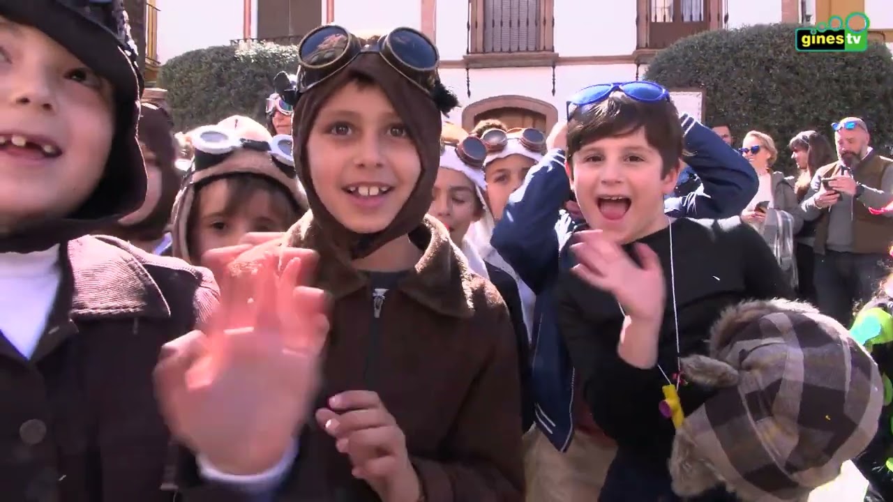 El colegio Carmen Iturbide de Gines celebra el Carnaval 2023