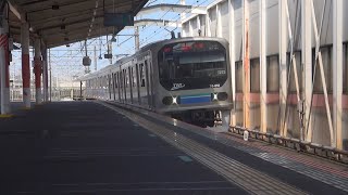 りんかい線70-000形Z1編成　戸田駅通過