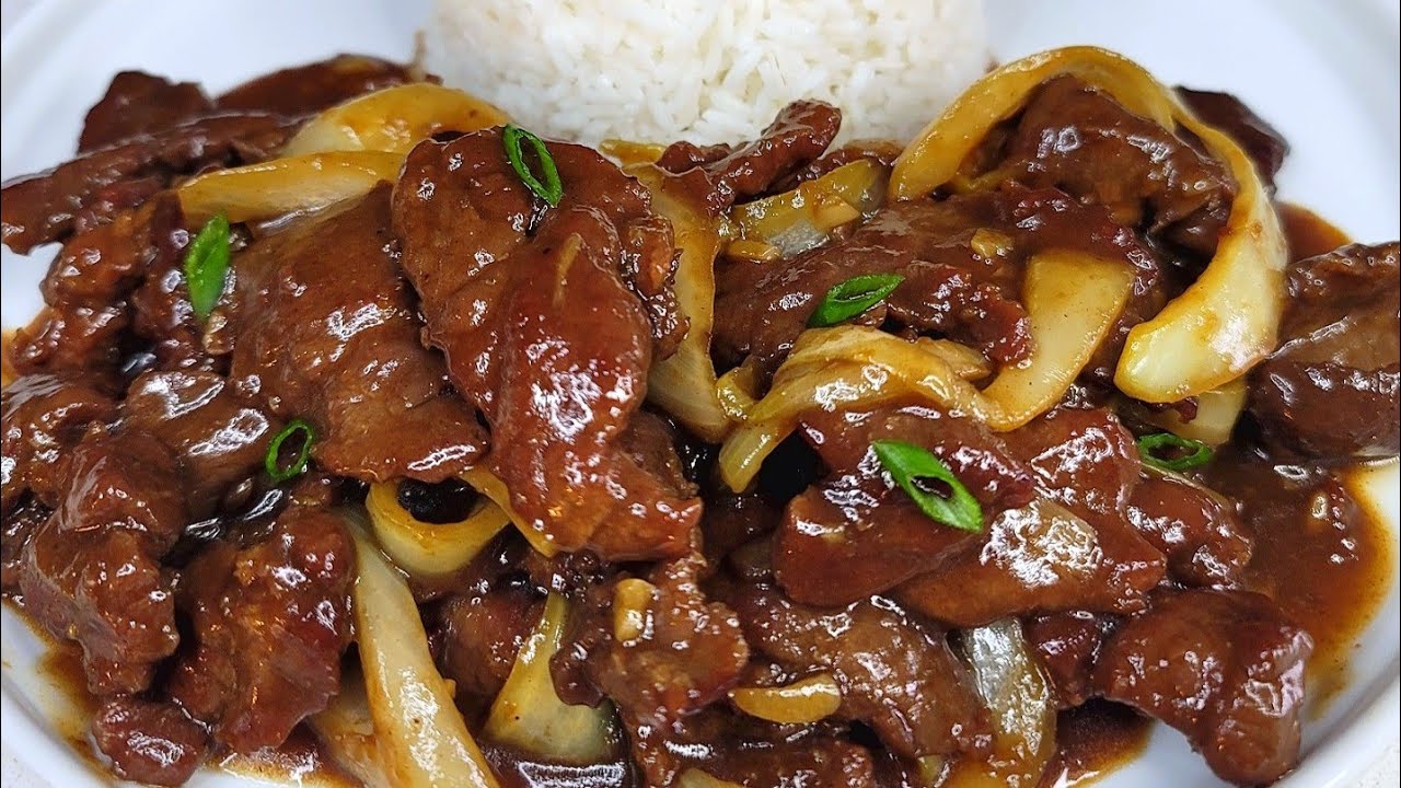 Лучшая говядина с луком, обжаренная в воке | полный рецепт | лучше, чем на вынос