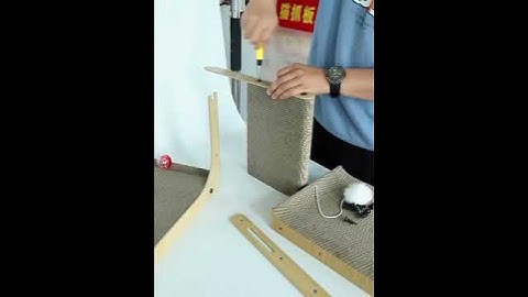 How to install the familypoint cat scratcher？