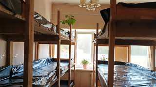 картинка: Стеллажи для, выгонки лука на перо.