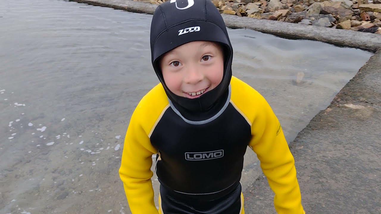 Angus and Andrew fun guys/My brother, Andrew, caught a lot of hermit crab!!🙂😲🦀🐚