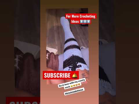 CROCHET Knee Hi-Socks
