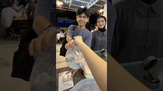 Kakaknya pesen Es Mochi Strawberry #mochifuku #mochifukuhouse #esmochi #mochi #mochiviral