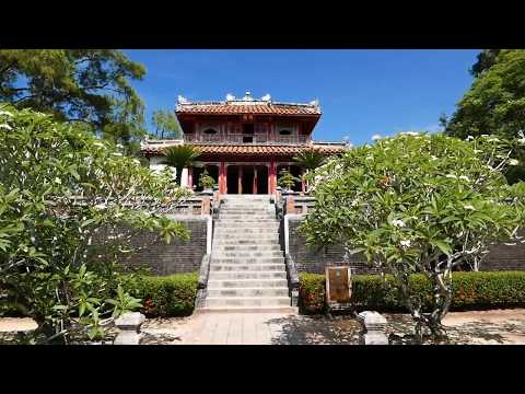 Video: Minh Mang koninklijke tombe in Hue, Vietnam